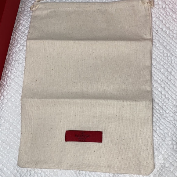 Valentino shoe box and bag - Picture 2 of 4